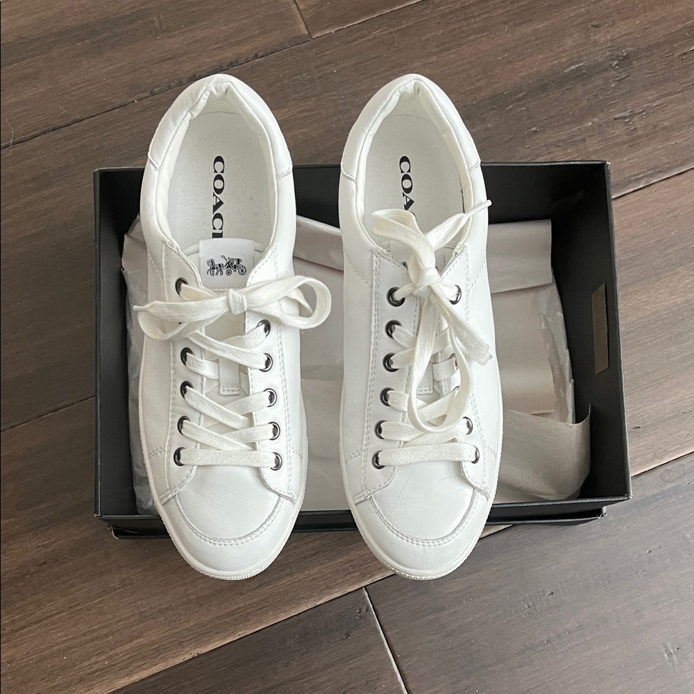 Coach White Leather Low-Top Sneakers